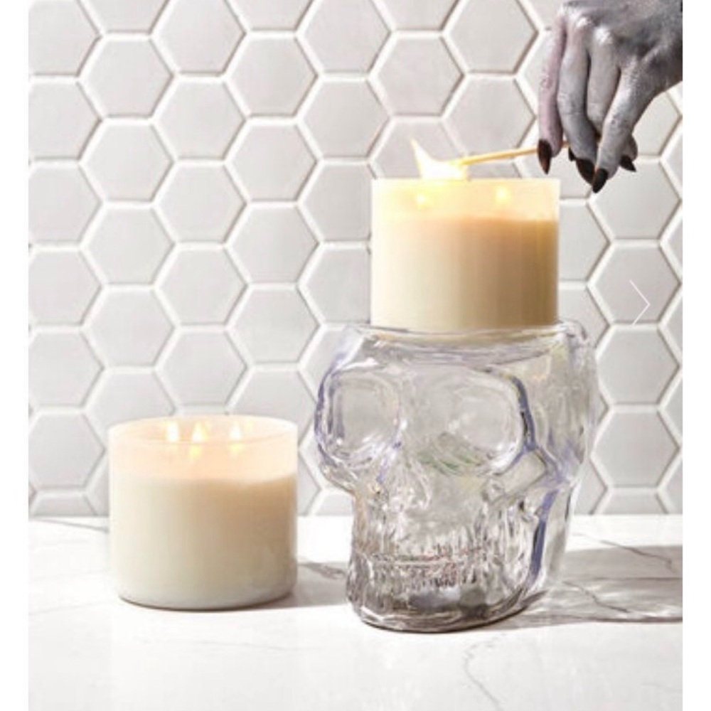 Bath and Body Works Skull Pedestal Candle Holder